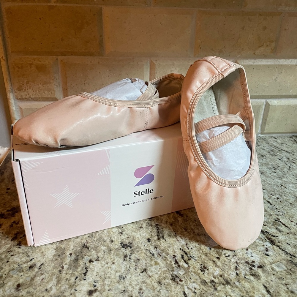 Kids Ballet Slippers in Soft Pink